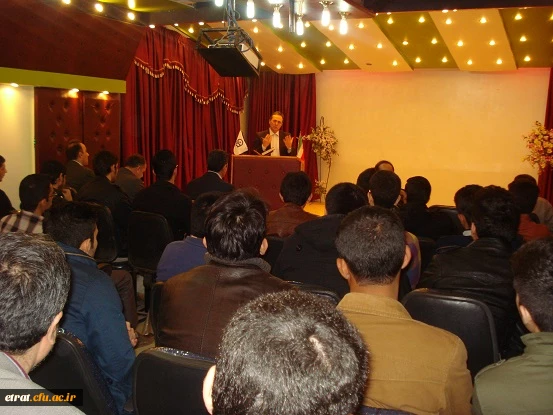 بازدید از مرکز و کاشت نهال در سومین روز از هفته منابع طبیعی توسط ریاست محترم دانشگاه 7