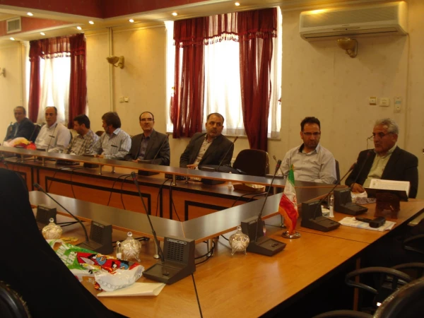 برگزاری جشن بزرگداشت هفته آموزش 2