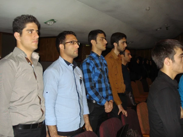 شرکت دانشجویان و اساتید در همایش هفته آموزش پردیس شهید حکیم فردوس البرز 5