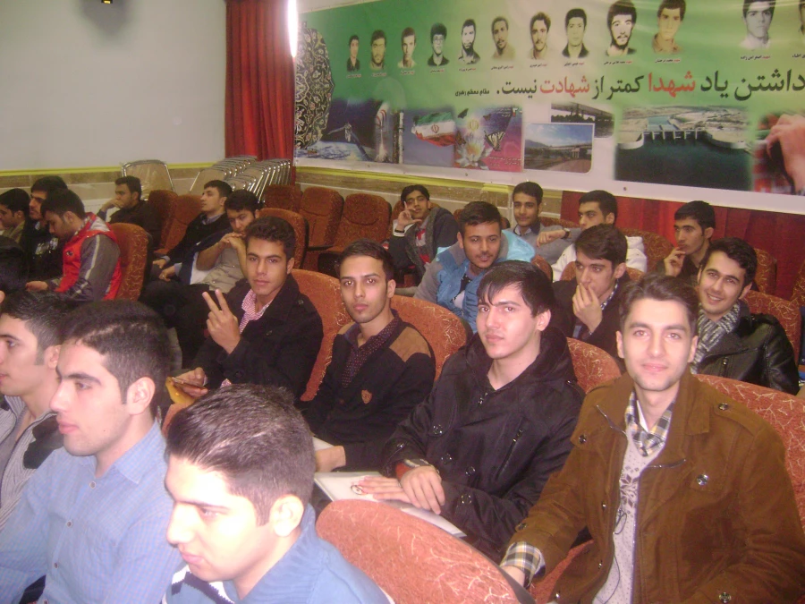 شرکت دانشجو معلمان عترت واوان در افتتاحیه، پردیس شهید مفتح شهرری  4