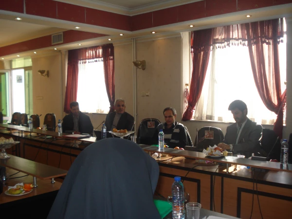 تشکیل شورای استقرار استانی در مرکز 4