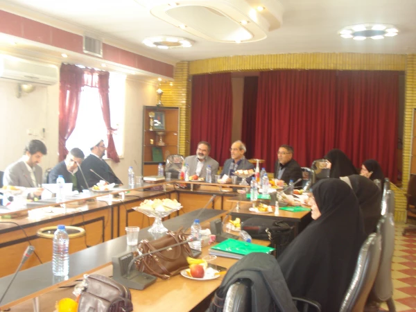 تشکیل شورای استقرار استانی در مرکز 7