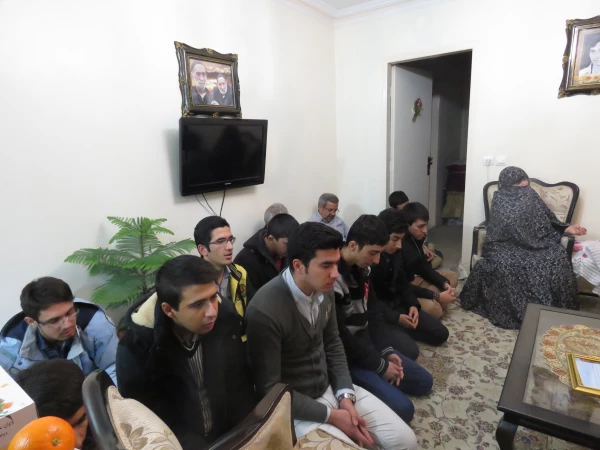 تجلیل از خانواده شهید مجید حسن خانی تهران 7