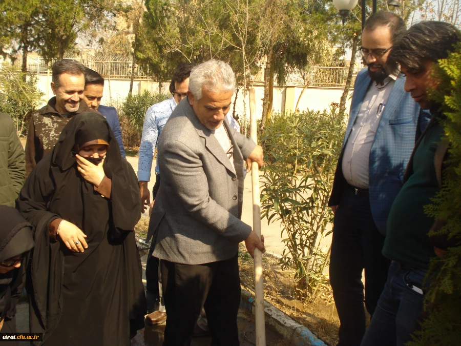 روز درختکاری 15