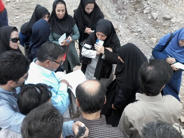 بازدید علمی دانشجویان علوم تجربی از مسیر جاده هزار تا امامزاده هاشم 7