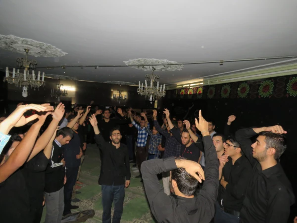 برگزاری مراسم عزاداری سرور و سالار شهیدان ابا عیداله الحسین (ع) 4