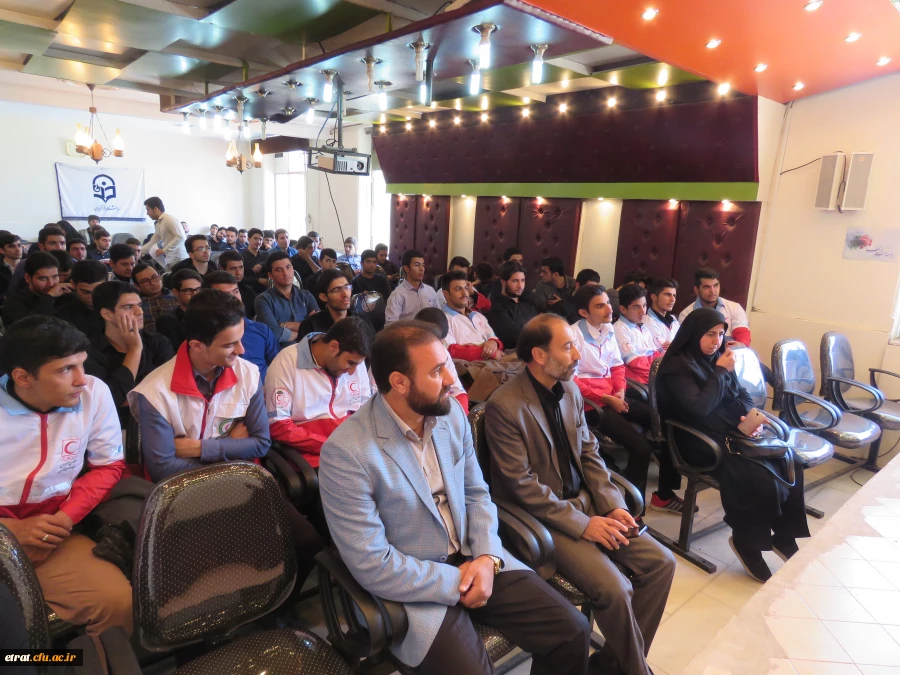 نهصدو سی وهفتمین کانون هلال احمرکشور در مرکز 3