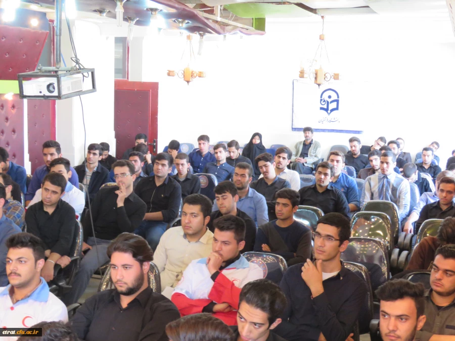 نهصدو سی وهفتمین کانون هلال احمرکشور در مرکز 4