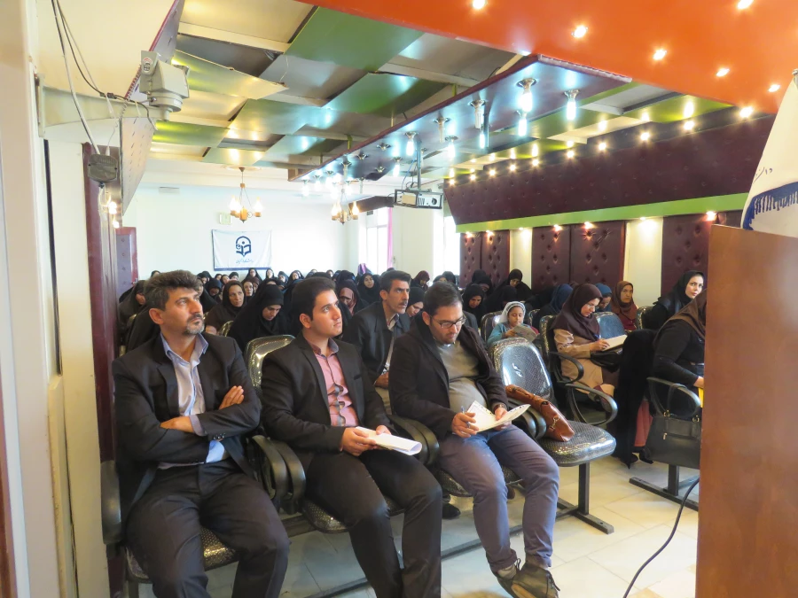 جلسه سخنرانی با موضوع اختالات رفتاری کودکان دوره دبستان 2