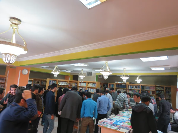 بزرگداشت روز کتاب و کتابخوانی 4