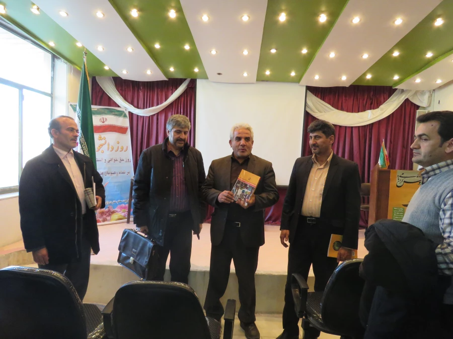 بزرگداشت هفته پژوهش 7