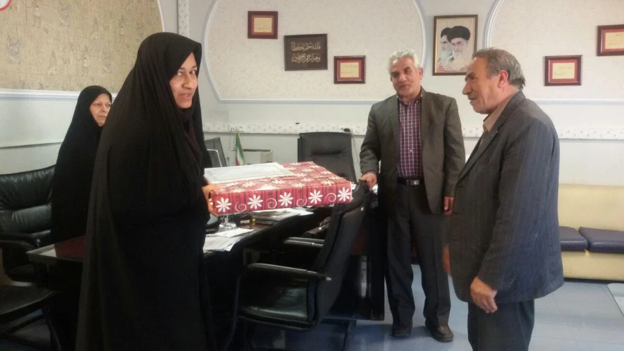 تقدیر و تشکر از خواهر محترم شهید بزرگوار جعفر علی محمدی 7