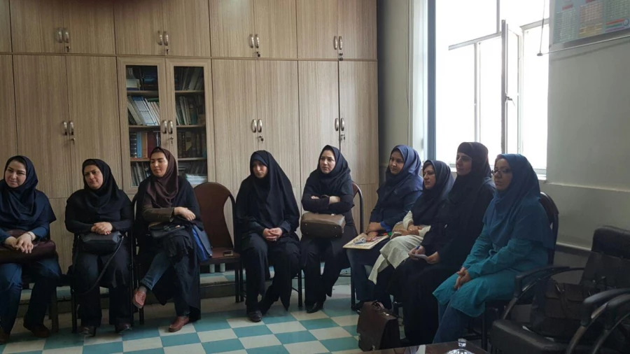 همکاری و تعامل بین آموزش و پرورش و دانشگاه فرهنگیان گامی موثر در پیشرفت اهداف آموزش و پرورش است . 4