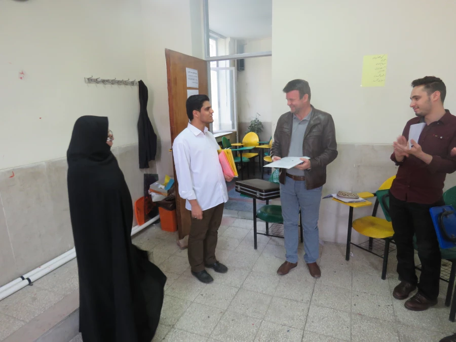 تجلیل از مدرسین  رزمنده ، جانباز و خانواده های محترم شاهد و ایثارگر مرکز آموزش عالی فرهگیان عترت 3