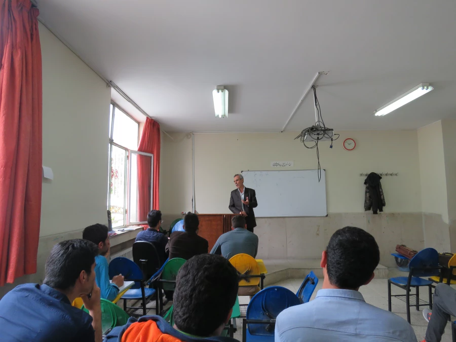 برگزاری کارگاه کاربرد خلاقیت و همیاری و تلفیق آن در طراحی آموزشی 2