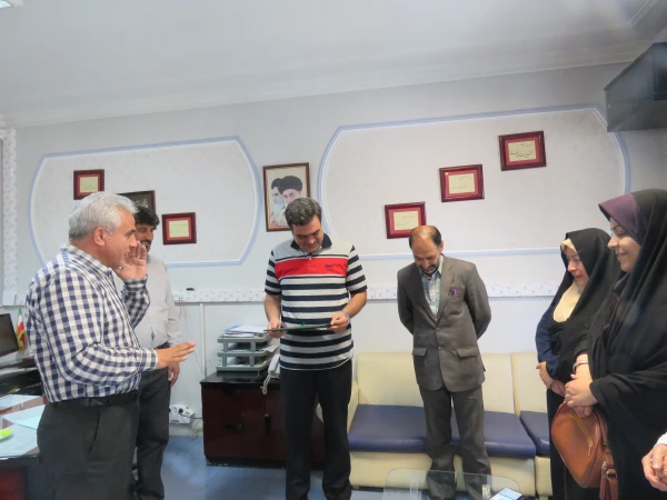 تجلیل از همکار بازنشسته گرامی آقای یعقوب حکیمی 4