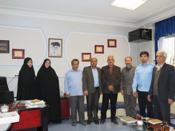 تجلیل از همکار بازنشسته جناب آقای ابراهیم فنائی 2