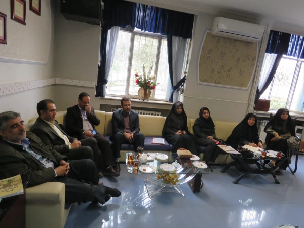 اولین جلسه شورای مدرسین و اعضای هیات علمی در مرکز آموزش عالی عترت 5