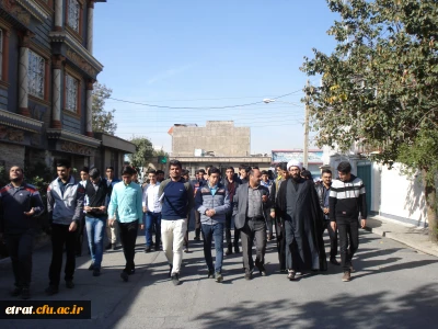 13 آبان روز مبارزه با استکبار جهانی و روز دانش اموز