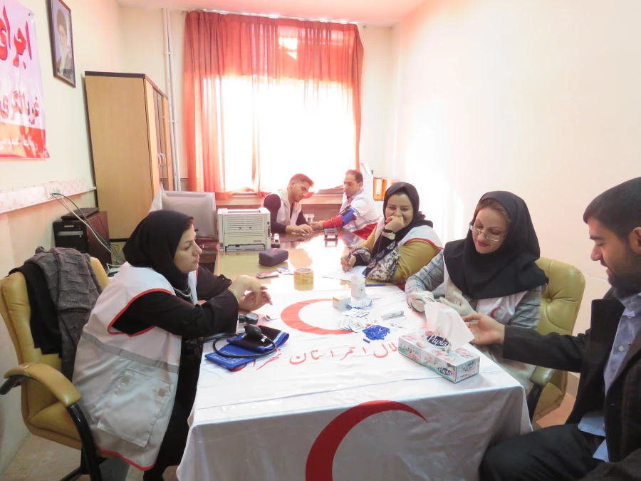 تست غربالگری فشار خون و قند خون 9