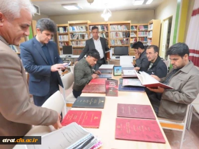 برگزاری نمایشگاه تحقیقات علمی  و پایان نامه دانشجویان