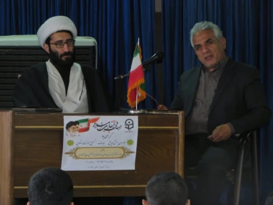 نشست صمیمی توام با پرسش و پاسخ با محوریت تعمیق معرفت انقلاب اسلامی 2