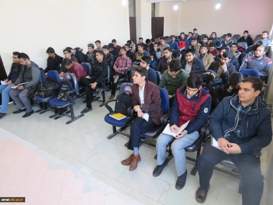 کلاس آموزشی  اصول و روش های نقد کتاب 2