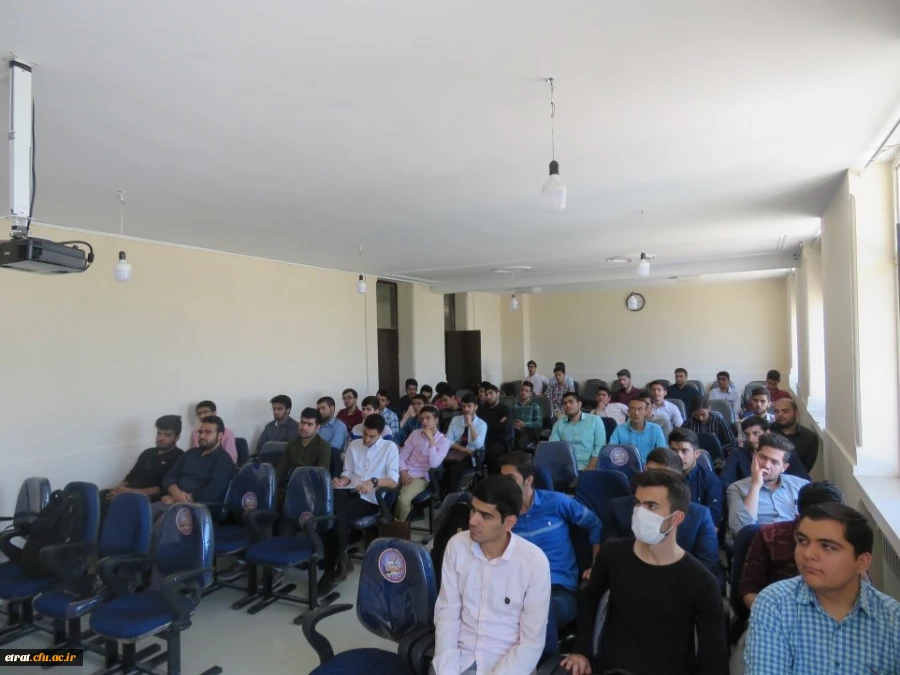 برگزاری کارگاه  آموزشی  آشنایی با قوانین و مقررات در آموزش و پرورش 2