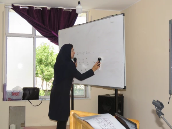 کارگاه آموزشی راهبردهای حل مسئله ریاضی ابتدایی 3