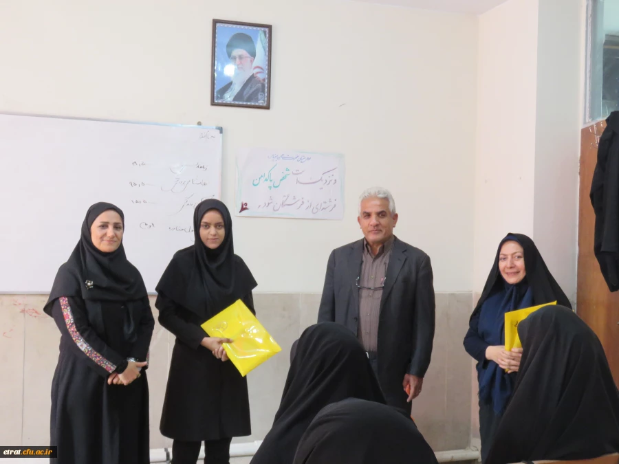 مراسم استقبال و تجلیل از اساتید و دانشجویان زائر کربلای معلی و عتبات عالیات
 3