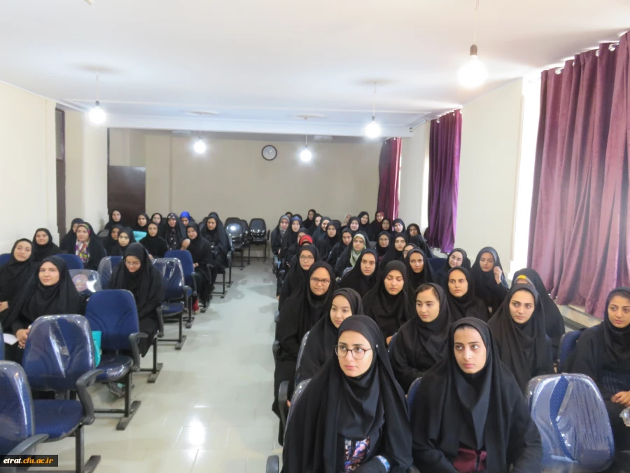 کارگاه آموزشی  آسیب های شبکه های اجتماعی و راهکارهای مقابله با آن 3