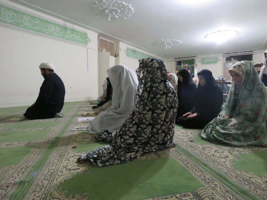 برگزاری جلسه تصحیح  قرائت نماز و مشاوره حفظ قرآن کریم 5