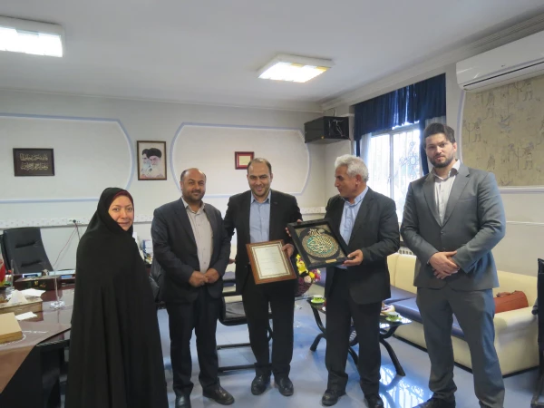 حضور رئیس محترم شورای اسلامی شهرستان اسلامشهر و هیئت همراه درمرکز 4