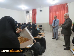 حضور سرپرست محترم و همکاران در کلاس درس دانشجویان جهت عرض تبریک روز دانشجو

 2