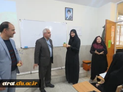 حضور سرپرست محترم و همکاران در کلاس درس دانشجویان جهت عرض تبریک روز دانشجو

 7