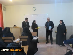 حضور سرپرست محترم و همکاران در کلاس درس دانشجویان جهت عرض تبریک روز دانشجو
 6