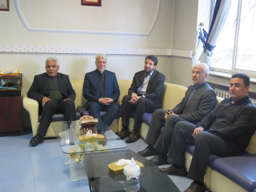 حضور دادستان کل شهرستان اسلامشهر و عضو محترم شورای شهر در مرکز آموزش عالی فرهنگیان عترت
 3