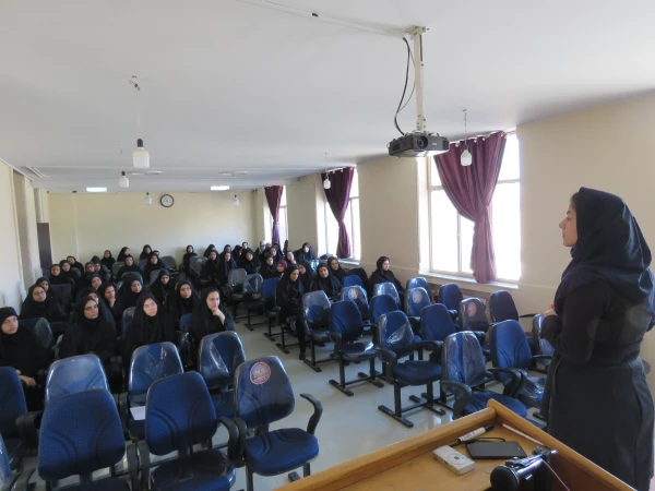 برگزاری کارگاه آموزشی مهارتهای ارتباطی در جوانان 2