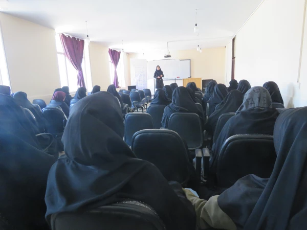 برگزاری کارگاه آموزشی مهارتهای ارتباطی در جوانان 5