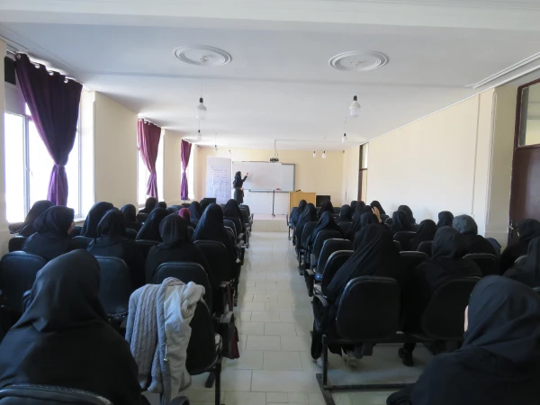 برگزاری کارگاه آموزشی مهارتهای ارتباطی در جوانان 7