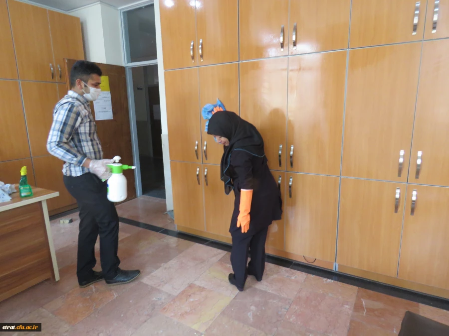 ضدعفونی کردن مرکز در جهت پیشگیری از ویروس کرونا 3