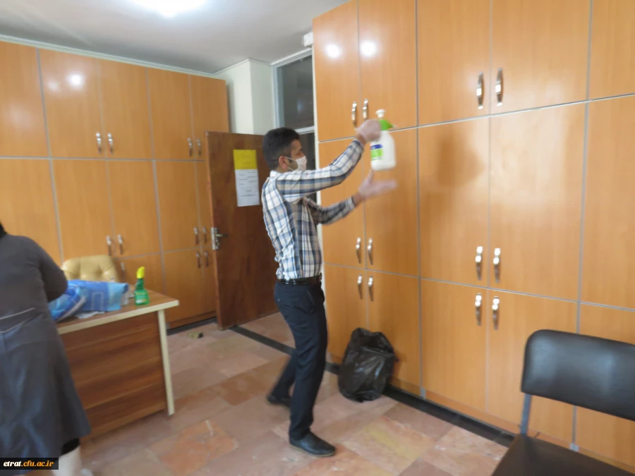 ضدعفونی کردن مرکز در جهت پیشگیری از ویروس کرونا 9