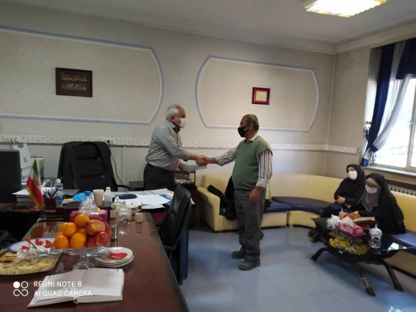 تقدیر از همکاران آقا به مناسبت فرا رسیدن ولادت با سعادت حضرت علی (ع)  و روز پدر 2