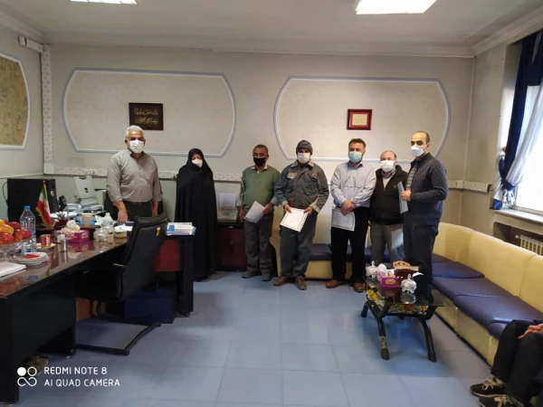 تقدیر از همکاران آقا به مناسبت فرا رسیدن ولادت با سعادت حضرت علی (ع)  و روز پدر 3