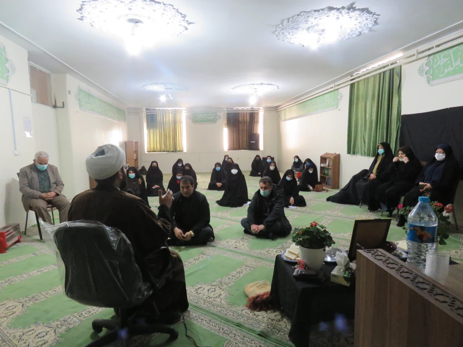 گرامیداشت شهادت حضرت زهرا (س) و شهادت سردار حاج قاسم سلیمانی
با محوریت روشنگری و بصیرت افزایی در زمینه دیدگاه حاج قاسم سلیمانی با موضوع دشمن شناسی 
 3