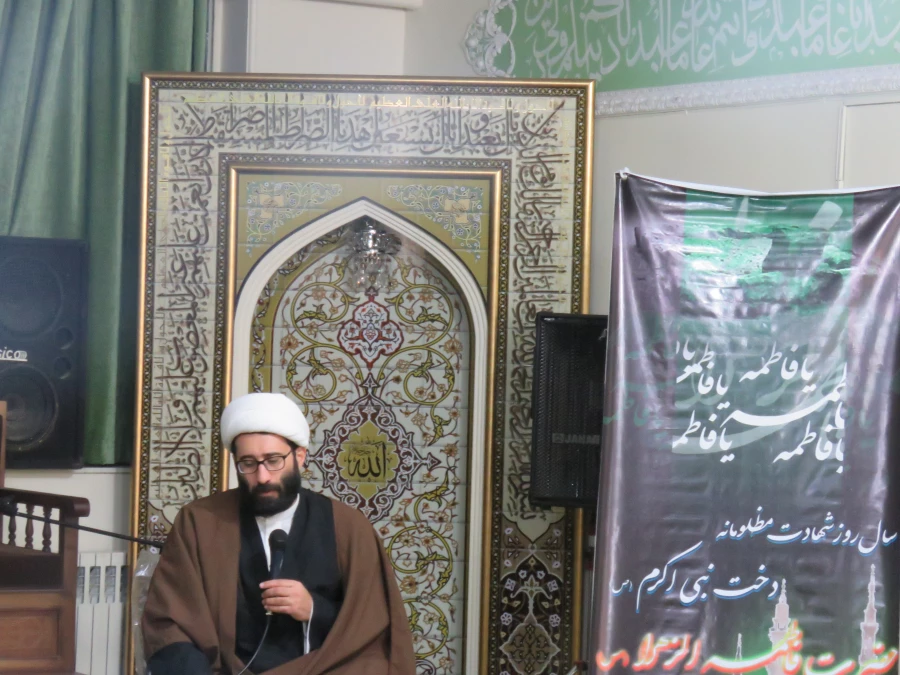 گرامیداشت شهادت حضرت زهرا (س) و شهادت سردار حاج قاسم سلیمانی
با محوریت روشنگری و بصیرت افزایی در زمینه دیدگاه حاج قاسم سلیمانی با موضوع دشمن شناسی 
 4