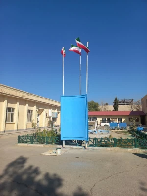 زیبا سازی محوطه داخلی مرکز توسط شهرداری ناحیه 2 اسلامشهر 3