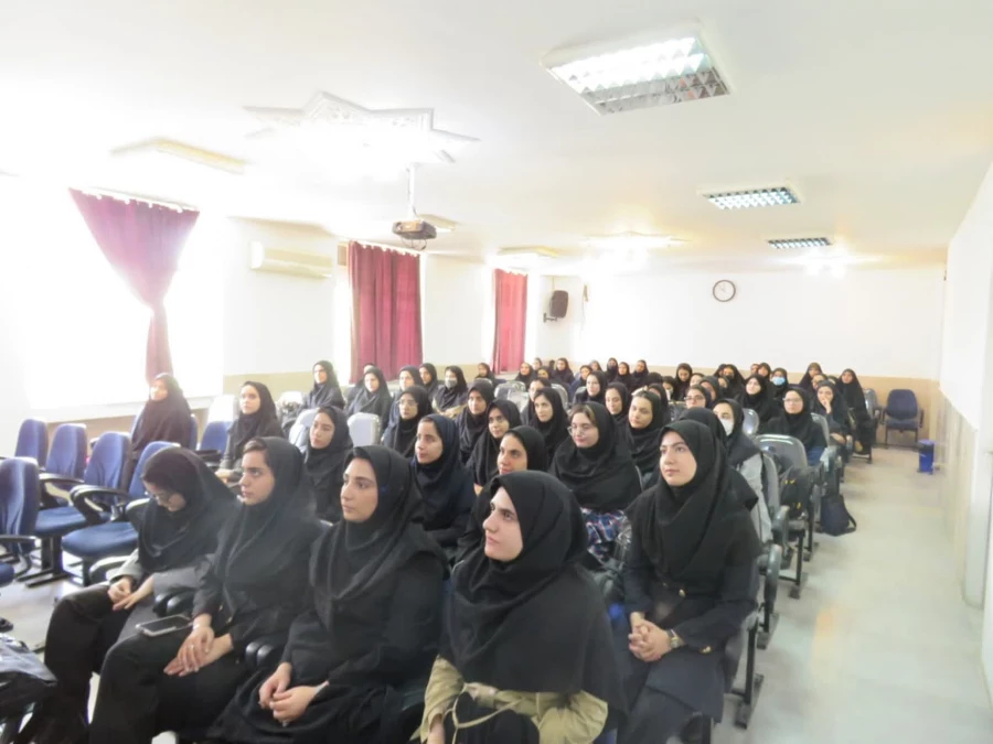 گزارش تصویری از تبریک سال نو به دانشجویان توسط ریاست مرکز  5