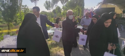 حضور سرپرست محترم و پرسنل مرکز در جشنواره گلاب گیری