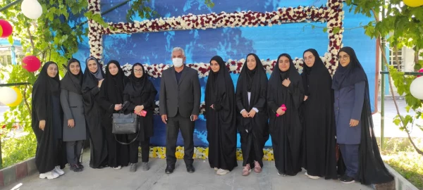 حضور ریاست محترم و پرسنل مرکز در جشنواره گلاب گیری 4